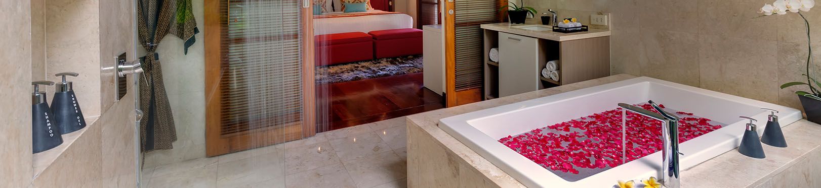 Villa Windu Sari - Bedroom two ensuite bathroom