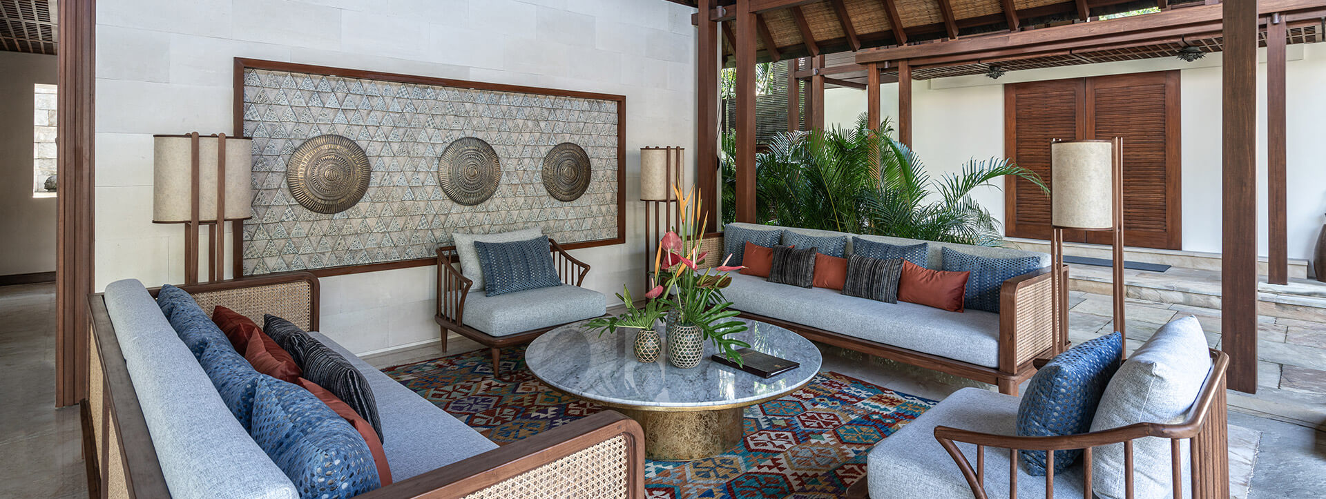 Villa Windu Sari - airy living room